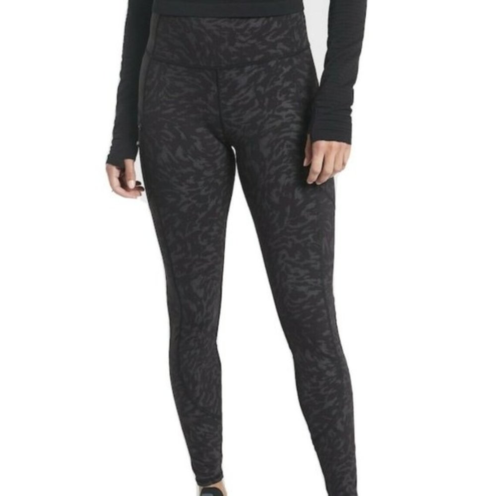 Athleta Ranier Reflective Tight Size M Brand New With Tags
